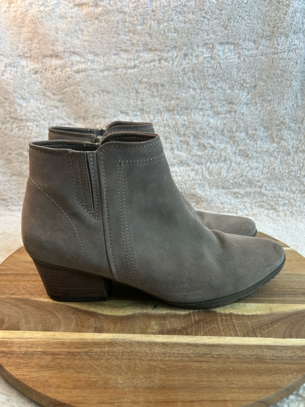 Blondo Womens Valli Boot Size 11 Waterproof Gray Suede Mid Block Heel Bootie